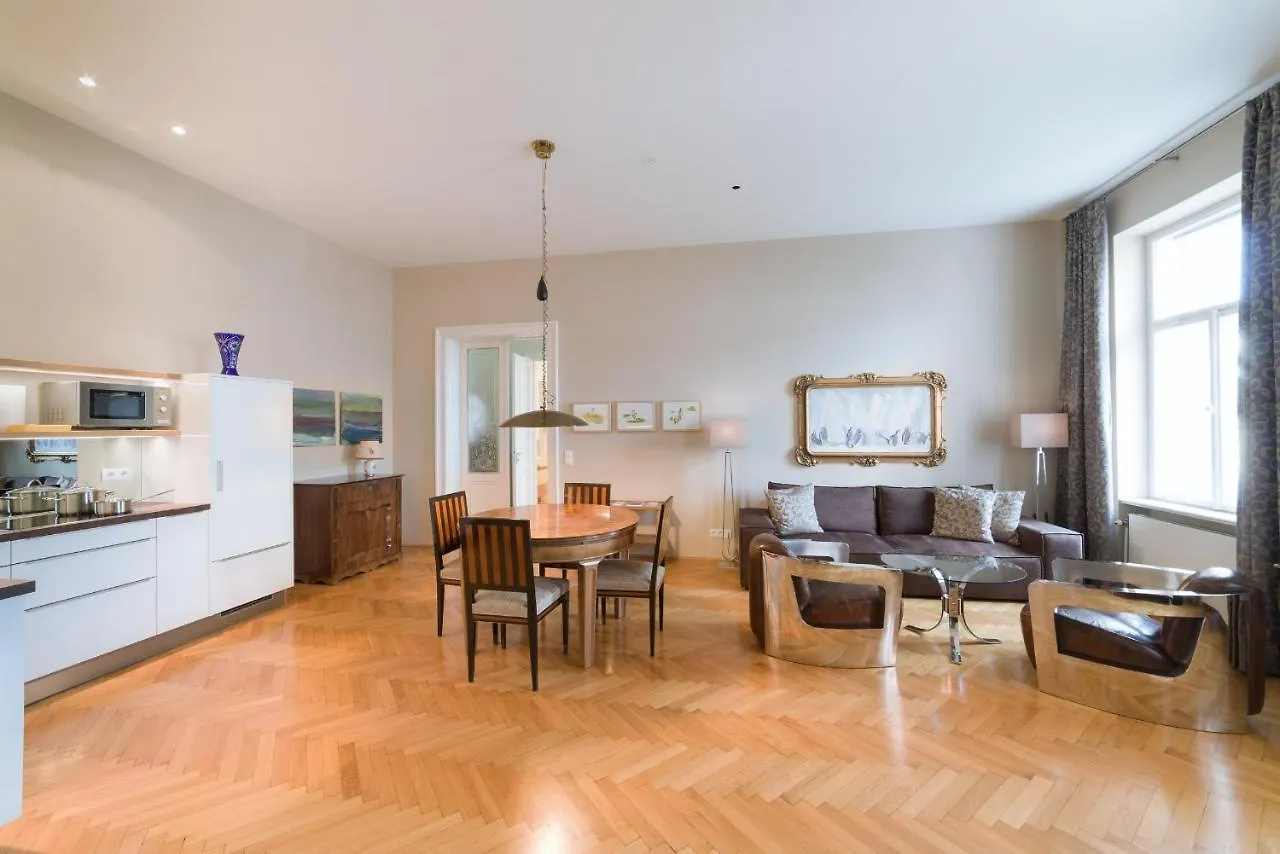 Apartment Sissi 2Rooms 66M2 Gardenview Silent Beautiful Perfect Vienna Austria
